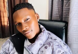 Zinoleesky-Naira-Marley-e16246126847180-300x207 Singer Zinoleesky laments, says he can’t find real friends since becoming famous